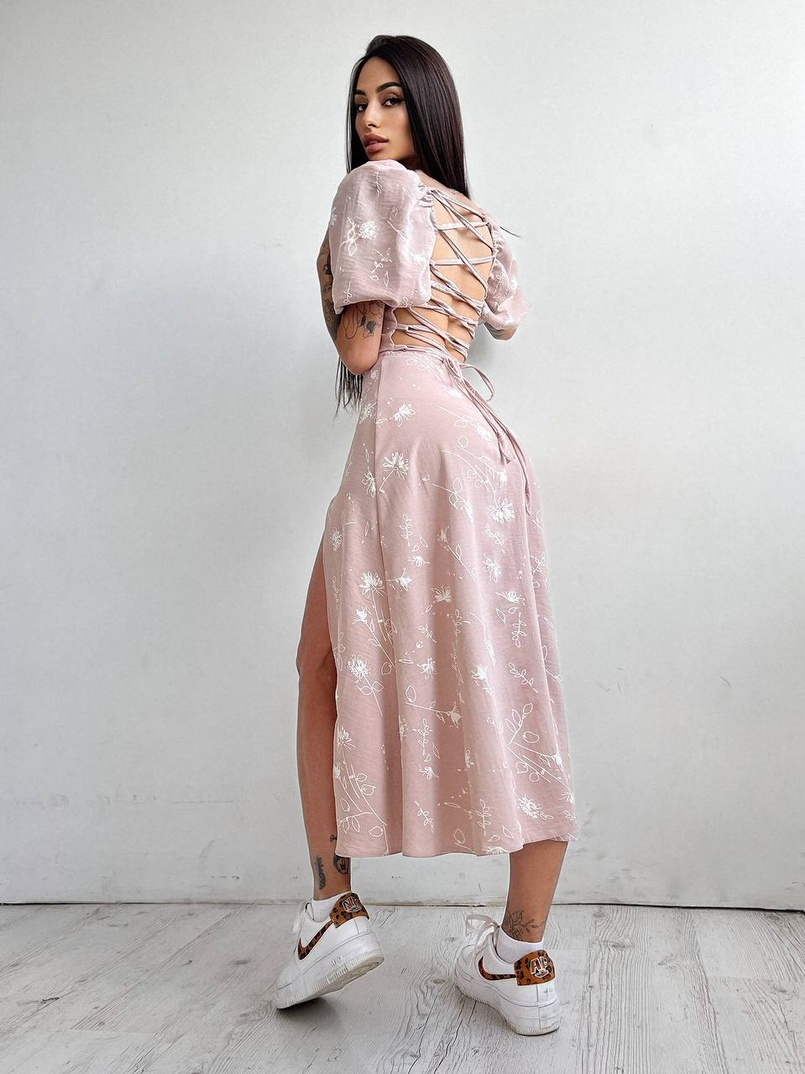 Платье миди со шнуровкой на спинке Платье миди со шнуровкой на спинке | PUSHKA SHOP