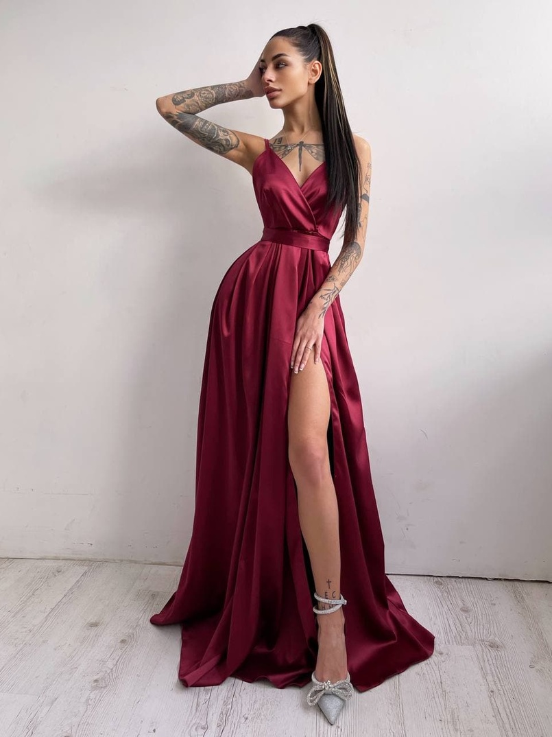 Платье макси с разрезом на юбке и запахом на груди   Платье макси с разрезом на юбке и запахом на груди   | PUSHKA SHOP