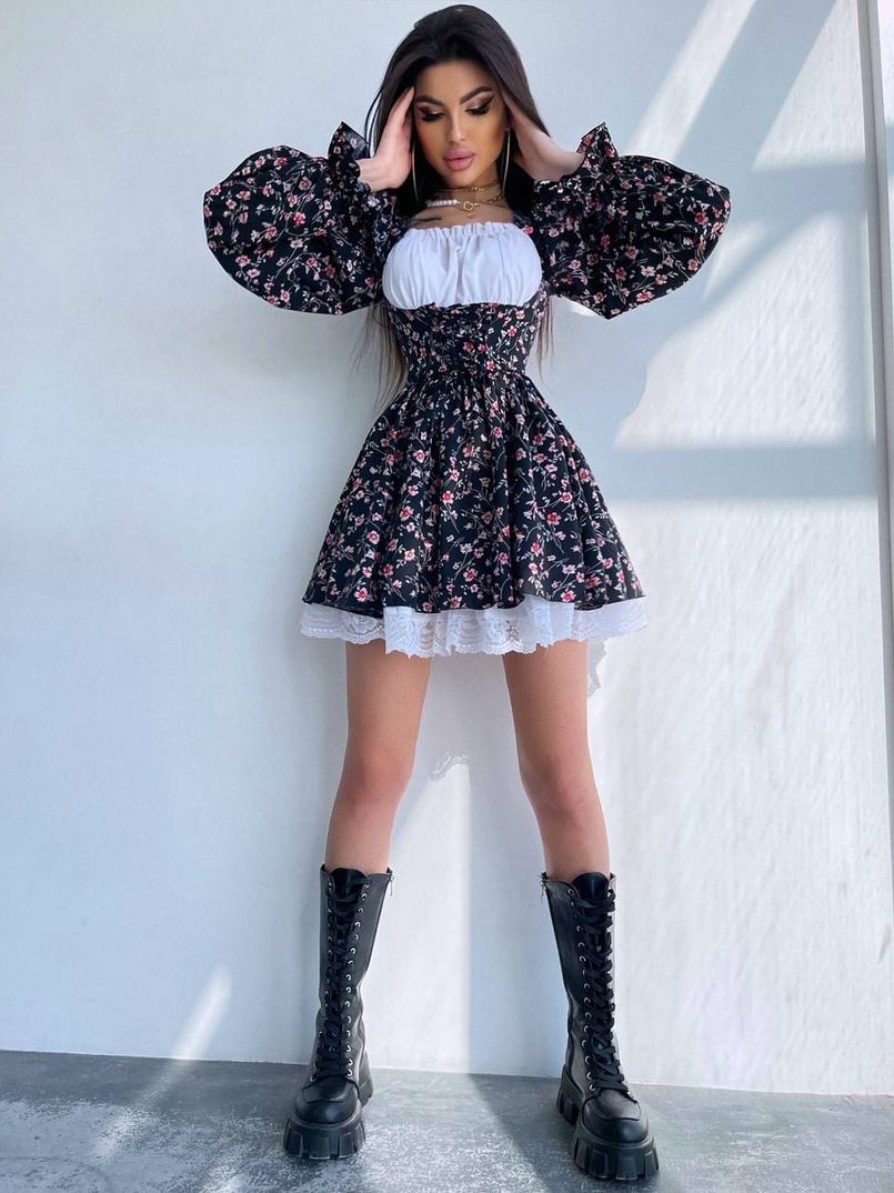 Квіткова сукня,декорована мереживом. Квіткова сукня,декорована мереживом. | PUSHKA SHOP