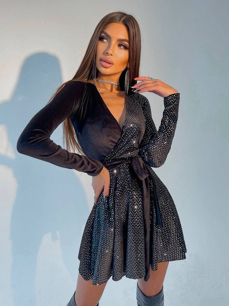 Оксамитова сукня з блискітками Оксамитова сукня з блискітками | PUSHKA SHOP