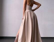 Сукня максі з корсетним верхом і чашечками Сукня максі з корсетним верхом і чашечками | PUSHKA SHOP