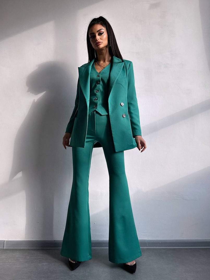 Костюм: піджак на підкладці, штани кльош+ жилет Костюм: піджак на підкладці, штани кльош+ жилет | PUSHKA SHOP