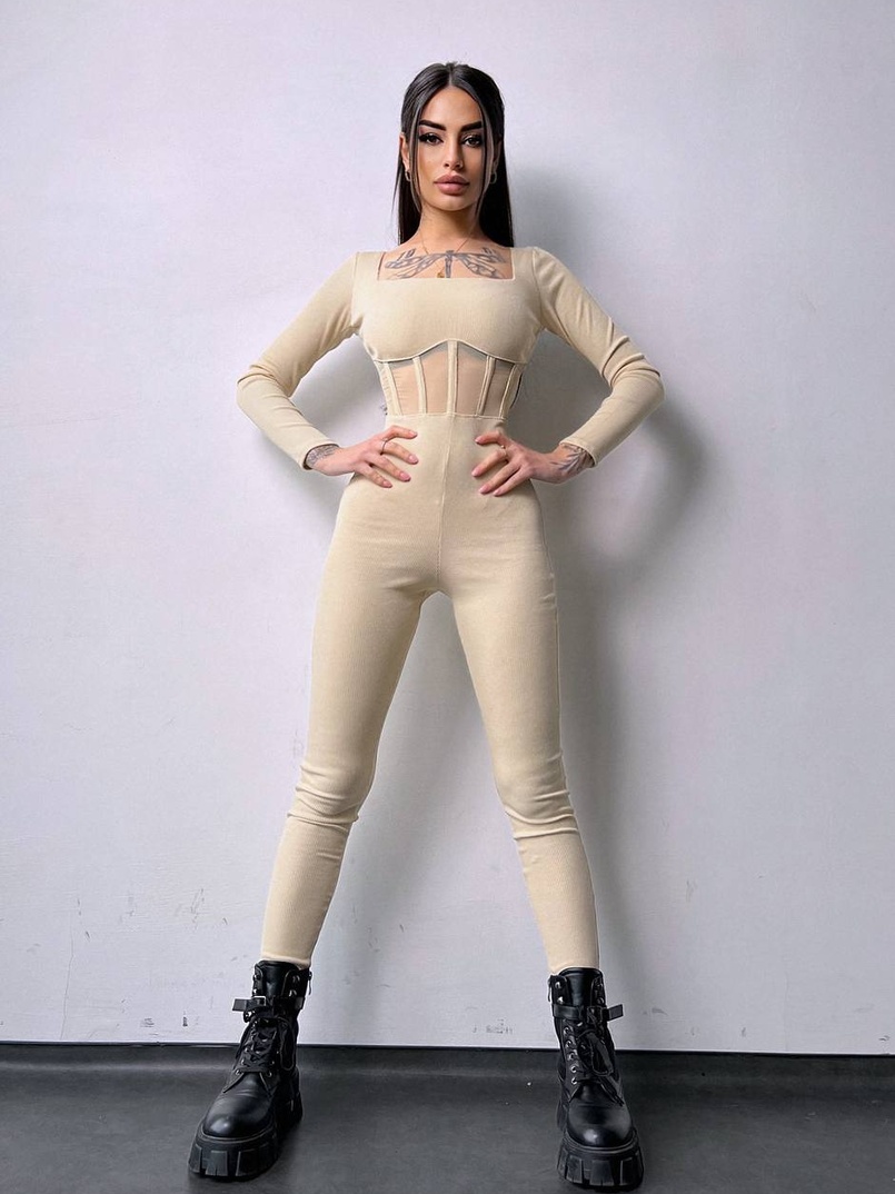 Облягаючий трикотажний комбінезон з елементами корсету Облягаючий трикотажний комбінезон з елементами корсету | PUSHKA SHOP