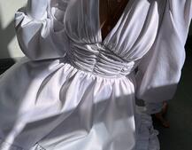 Атласна сукня з пишною подвійною спідницею та об‘ємними рукавами Атласна сукня з пишною подвійною спідницею та об‘ємними рукавами | PUSHKA SHOP