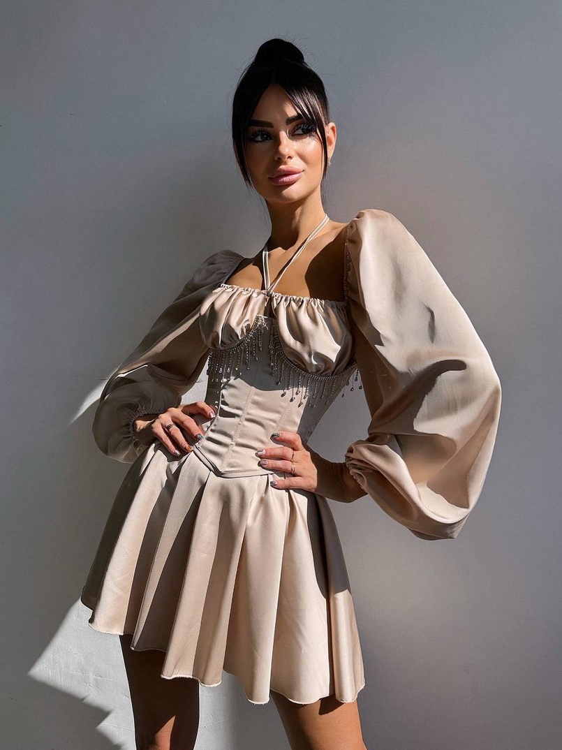 Сукня з корсетом, декорованим бахромою зі страз Ручна робота Сукня з корсетом, декорованим бахромою зі страз Ручна робота | PUSHKA SHOP