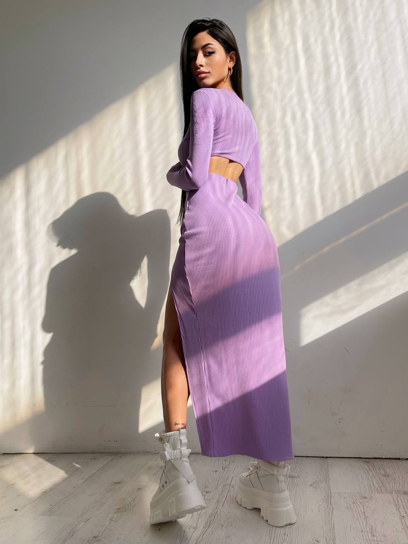 Трикотажный комплект: топ с чашечками push up + юбка миди с разрезом Трикотажный комплект: топ с чашечками push up + юбка миди с разрезом | PUSHKA SHOP