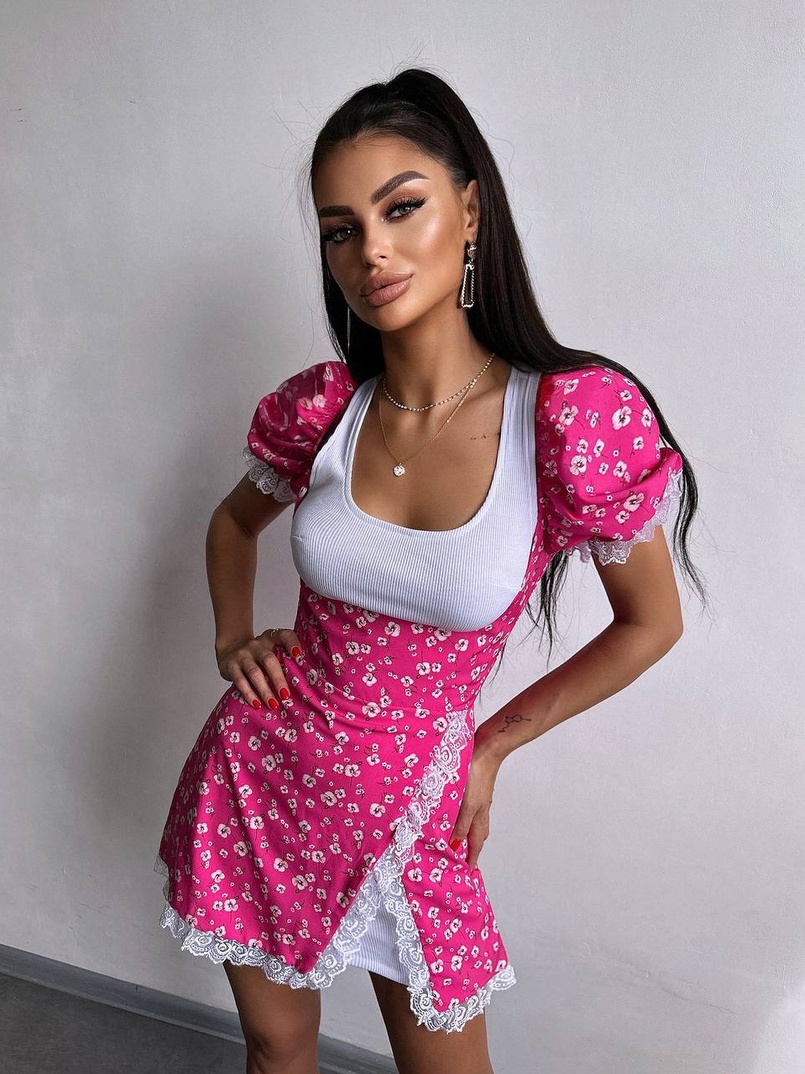 Сукня з квітковим принтом декорована мереживом  | PUSHKA SHOP