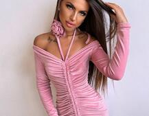 Оксамитова сукня  із зав'язкою на шию з трояндою Оксамитова сукня  із зав'язкою на шию з трояндою | PUSHKA SHOP