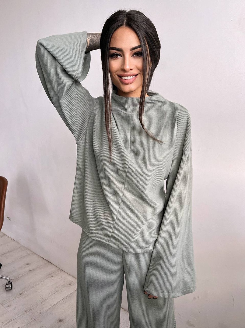 Повсякденний костюм із теплого трикотажу-рубчика | PUSHKA SHOP