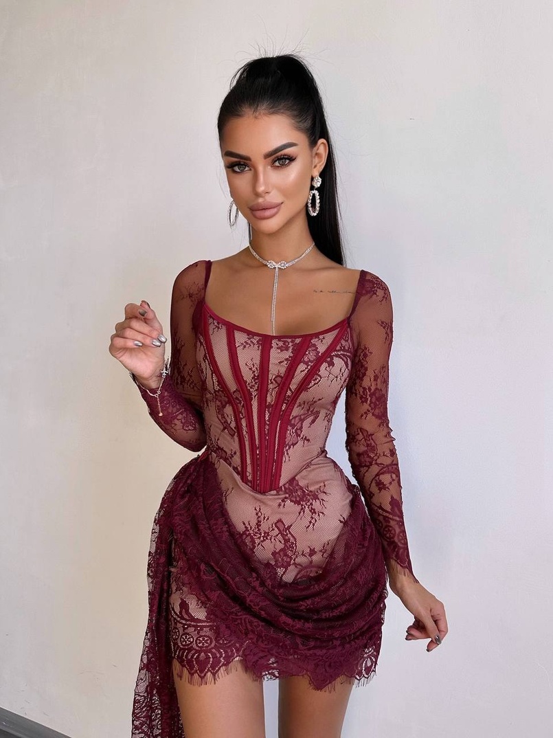 Мереживна сукня міні зі шлейфом | PUSHKA SHOP