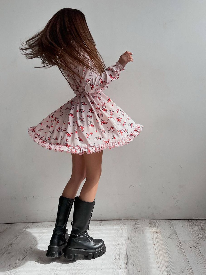 Платье в цветочный принт с оборками | PUSHKA SHOP