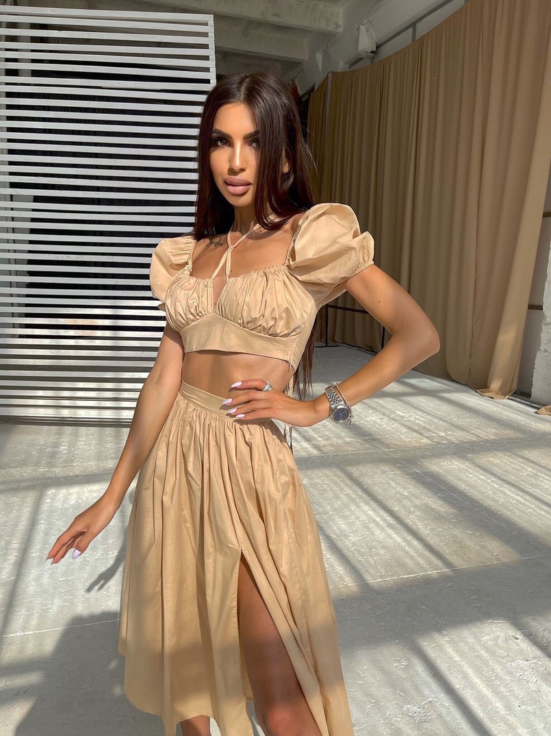 Комплект из хлопка: топ с завязками на груди + юбка-миди с разрезом Комплект из хлопка: топ с завязками на груди + юбка-миди с разрезом | PUSHKA SHOP