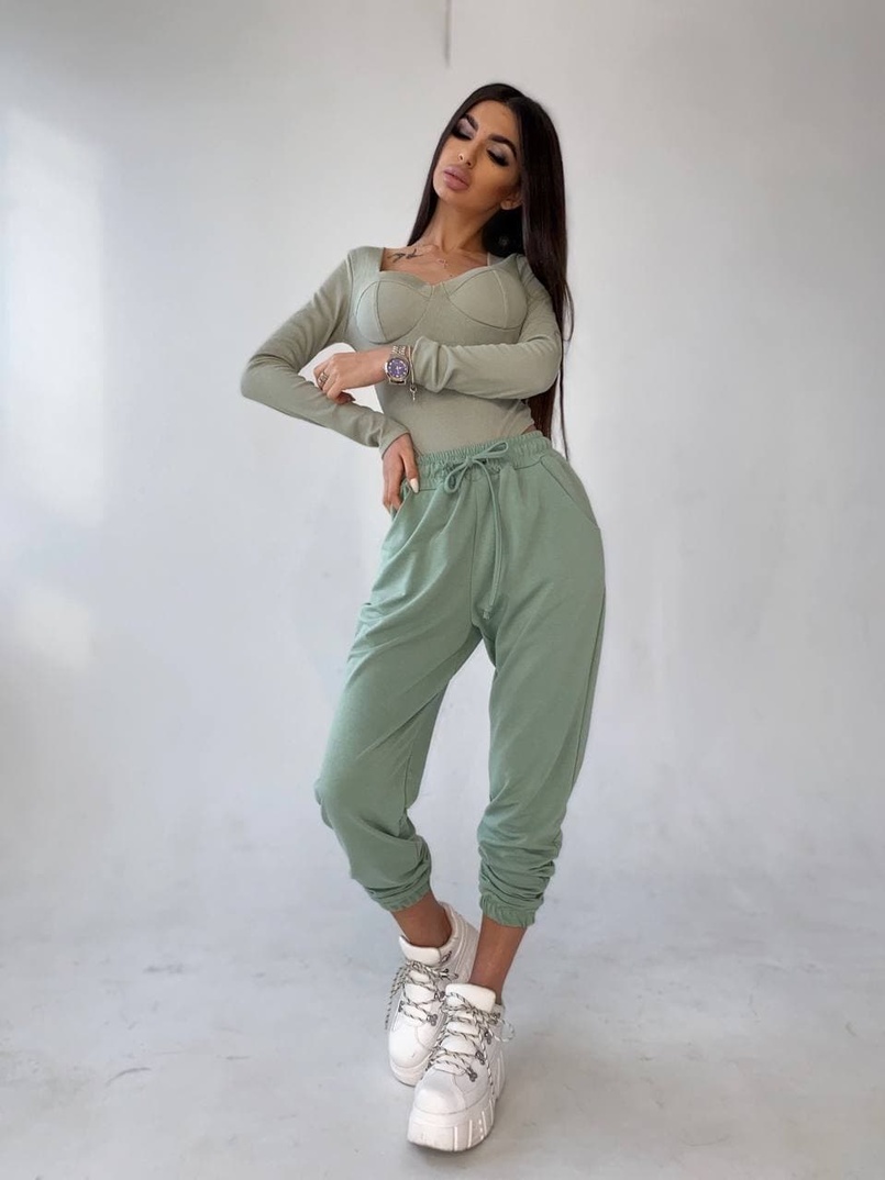 Комплект: боди с чашечками + трикотажные джоггеры  | PUSHKA SHOP