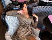 Блестящее платье с запахом и оборками Блестящее платье с запахом и оборками | PUSHKA SHOP