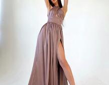 Платье макси с разрезом на юбке и верхом на завязках Платье макси с разрезом на юбке и верхом на завязках | PUSHKA SHOP