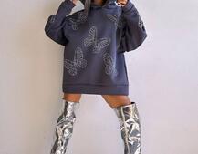 Трендове худі over size із сяючими стразами Трендове худі over size із сяючими стразами | PUSHKA SHOP