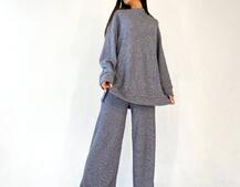 Вязанный костюм с расклешенными штанинами Вязанный костюм с расклешенными штанинами | PUSHKA SHOP