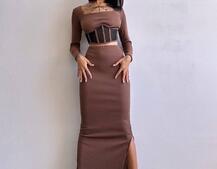 Трикотажний комплект: топ з елементами корсету та спідниця з розрізами  | PUSHKA SHOP