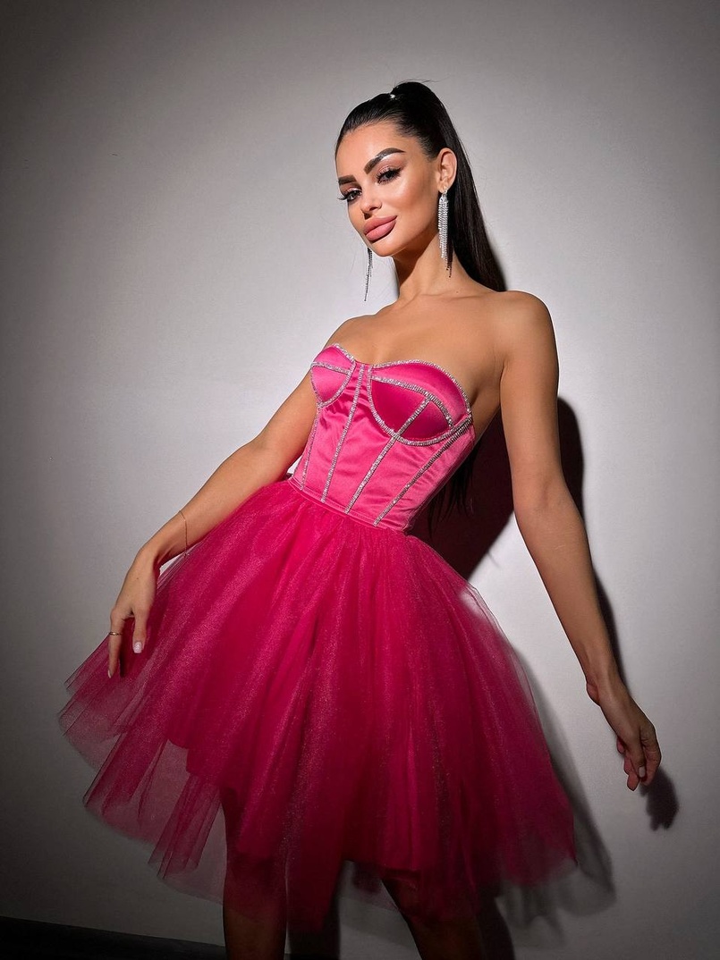 Комплект: корсет, декорований стразами  +  пишна фатинова спідниця Комплект: корсет, декорований стразами  +  пишна фатинова спідниця | PUSHKA SHOP