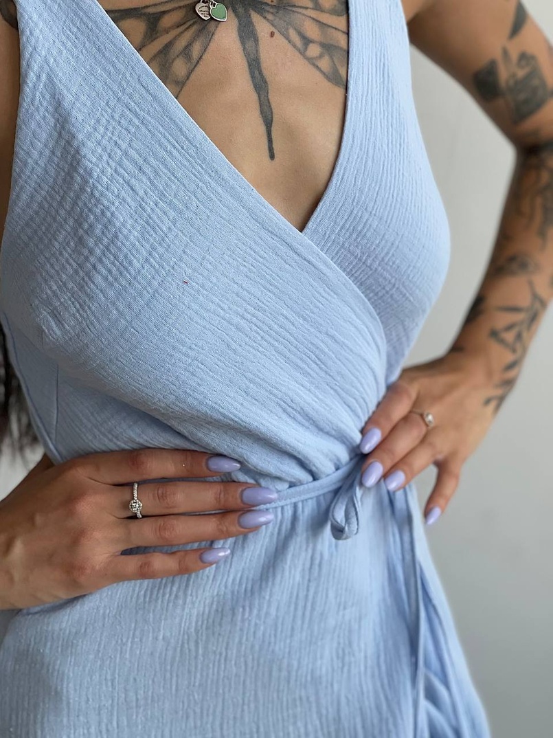 Муслиновое платье с запахом Муслиновое платье с запахом | PUSHKA SHOP