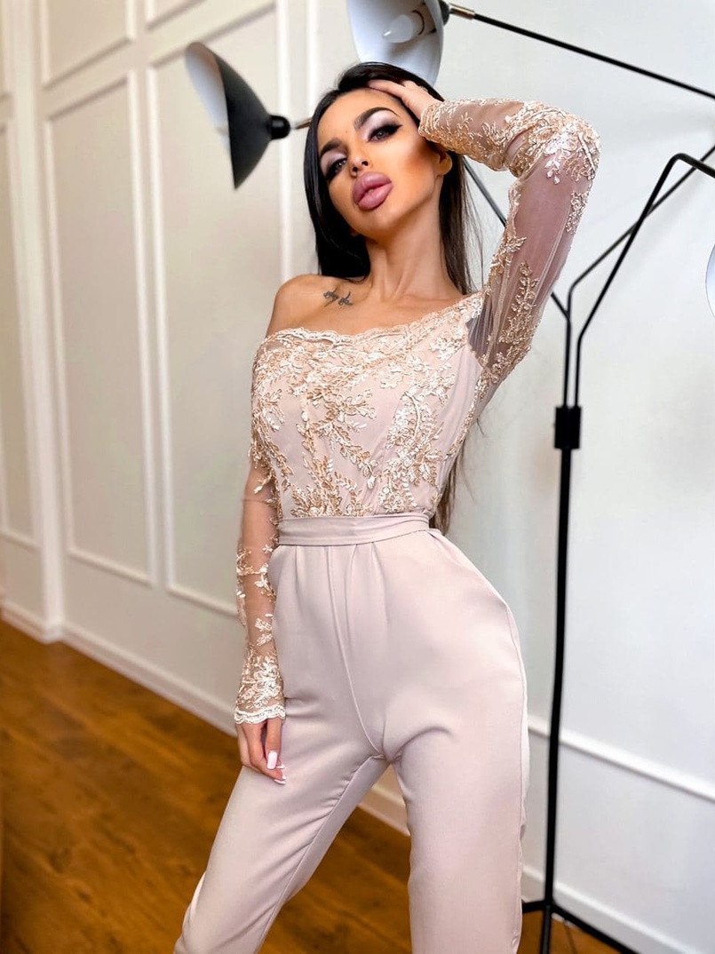 Эффектный комбинезон с кружевным верхом | PUSHKA SHOP