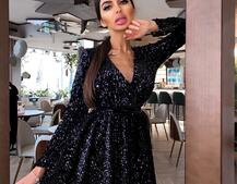 Платье с пайетками и запахом на груди Платье с пайетками и запахом на груди | PUSHKA SHOP