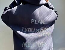 Трендове худі over size із сяючими стразами Трендове худі over size із сяючими стразами | PUSHKA SHOP