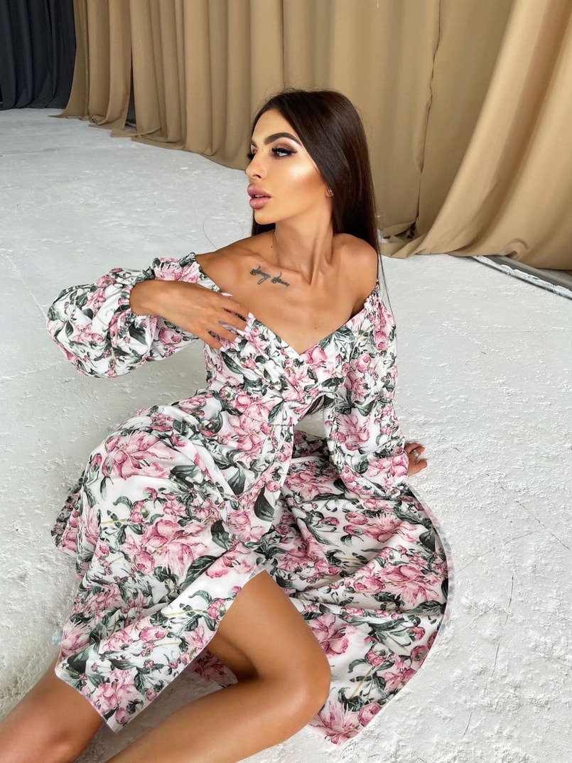 Цветочное платье-миди с разрезом  | PUSHKA SHOP