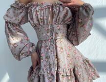 Сукня з квітковим принтом з воланами на ґудзиках Сукня з квітковим принтом з воланами на ґудзиках | PUSHKA SHOP