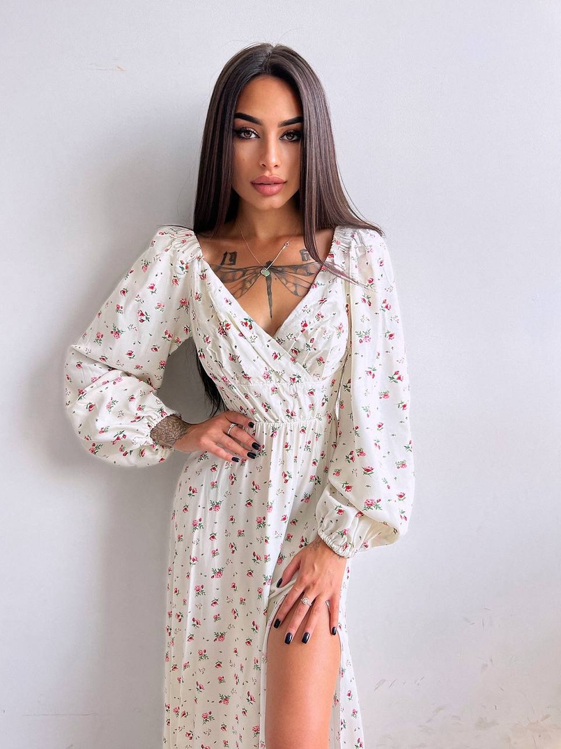 Квіткова сукня з розрізом на спідниці Квіткова сукня з розрізом на спідниці | PUSHKA SHOP