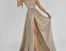 Платье-макси с кружевным верхом Платье-макси с кружевным верхом | PUSHKA SHOP