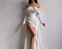 Оксамитова сукня максі декорована стразами Ручна робота Оксамитова сукня максі декорована стразами Ручна робота | PUSHKA SHOP