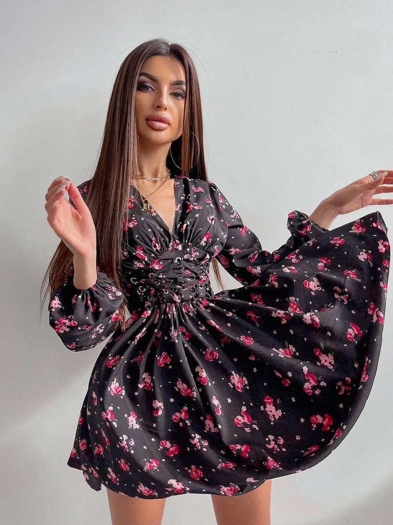 Приталенное платье с корсетной вставкой и  юбкой-солнцем   | PUSHKA SHOP