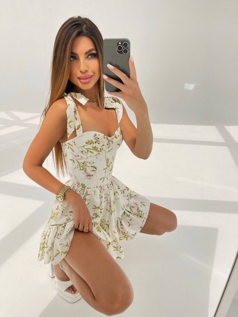 Сукня з чашечками та елементами корсету в квітковий принт  | PUSHKA SHOP