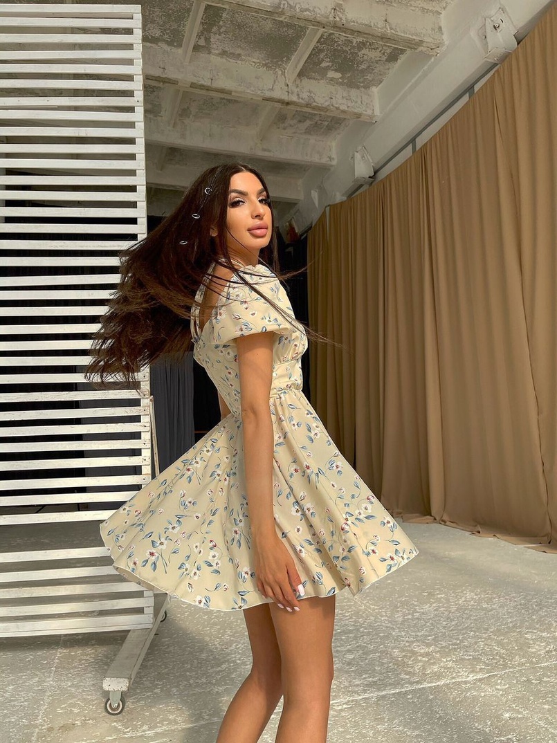 Летнее цветочное платье с завязками на груди Летнее цветочное платье с завязками на груди | PUSHKA SHOP