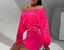 Платье-мини со сборкой на юбке Платье-мини со сборкой на юбке | PUSHKA SHOP