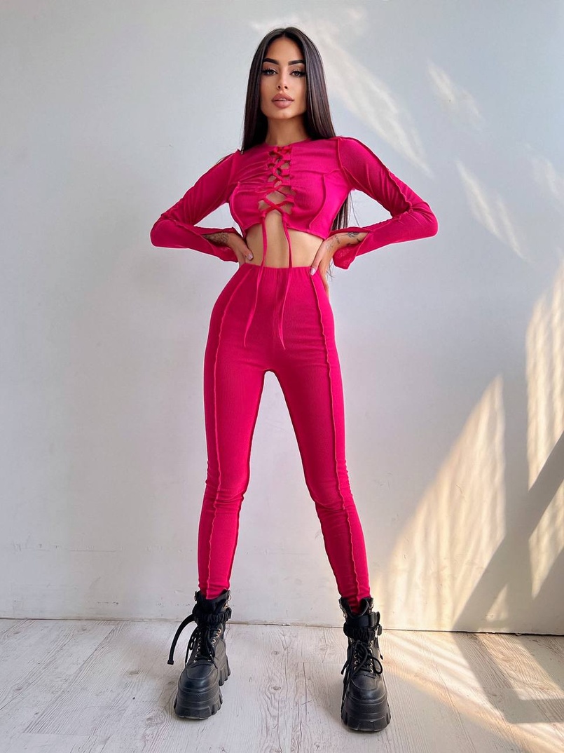 Комплект: топ зі шнурівкою на грудях + легінси | PUSHKA SHOP
