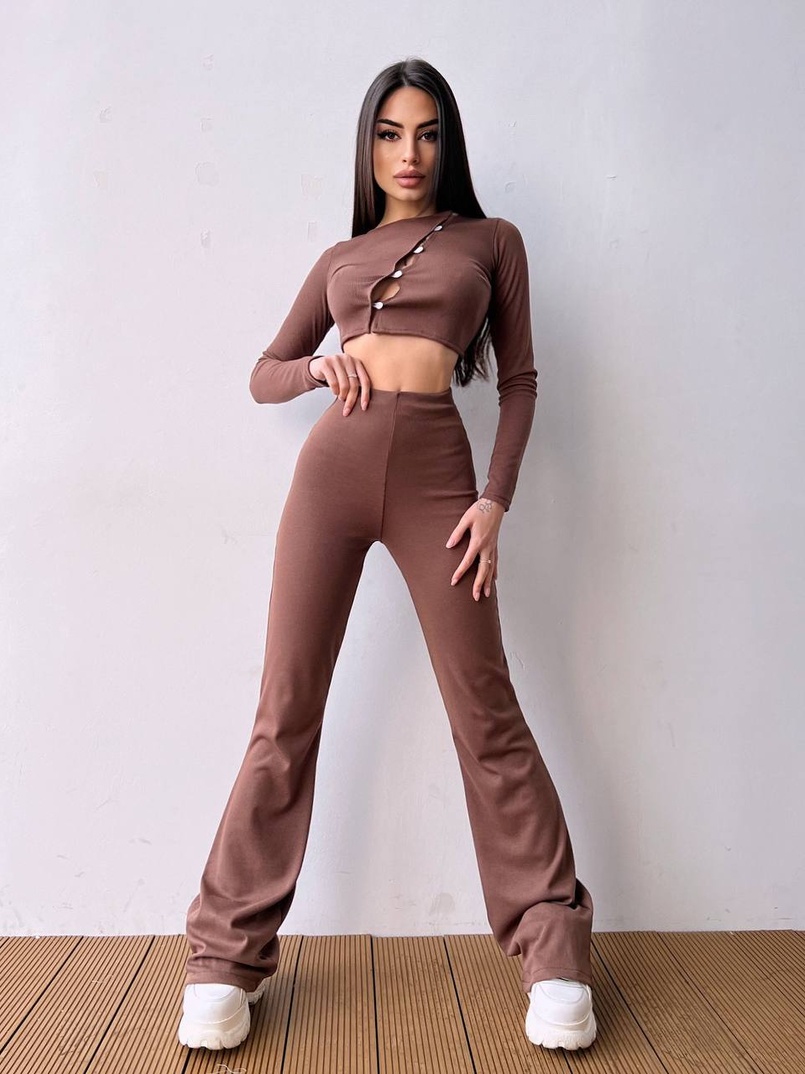 Комплект : штани кльош і топ на ґудзиках Комплект : штани кльош і топ на ґудзиках | PUSHKA SHOP