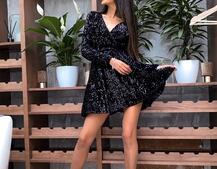 Платье с пайетками и запахом на груди Платье с пайетками и запахом на груди | PUSHKA SHOP