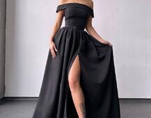 Сукня максі з відкритими плечима Сукня максі з відкритими плечима | PUSHKA SHOP