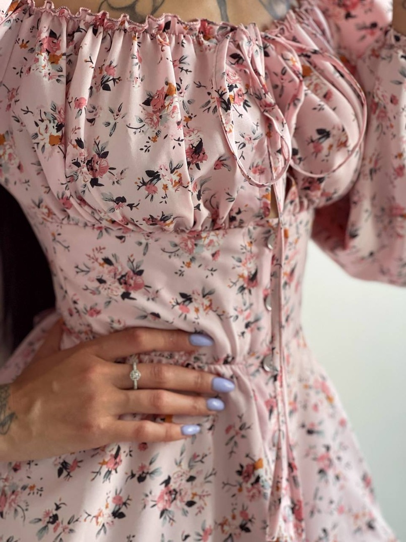 Квіткова сукня на ґудзиках з воланами Квіткова сукня на ґудзиках з воланами | PUSHKA SHOP