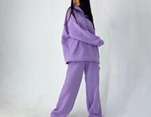 Сиреневый oversize костюм с худи и расклешенными брюками Сиреневый oversize костюм с худи и расклешенными брюками | PUSHKA SHOP