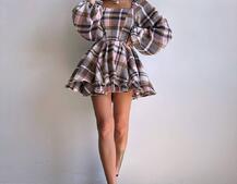 Корсетна сукня з подвійною спідницею та обʼємними рукавами у клітинку Корсетна сукня з подвійною спідницею та обʼємними рукавами у клітинку | PUSHKA SHOP