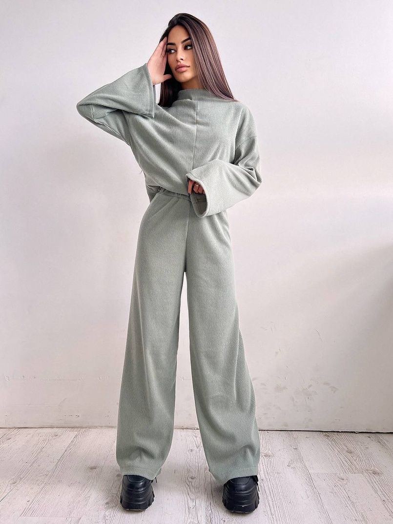 Повсякденний костюм із теплого трикотажу-рубчика | PUSHKA SHOP