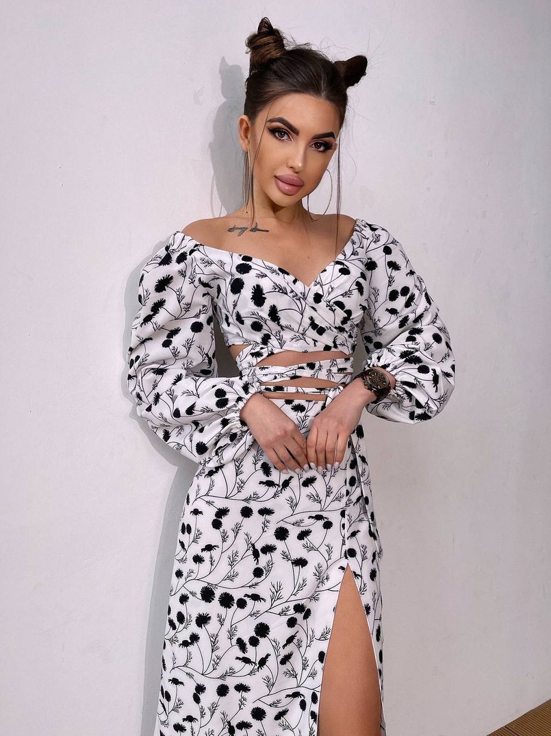 Комплект: топ із зав'язками на талії + спідниця міді з розрізом Комплект: топ із зав'язками на талії + спідниця міді з розрізом | PUSHKA SHOP