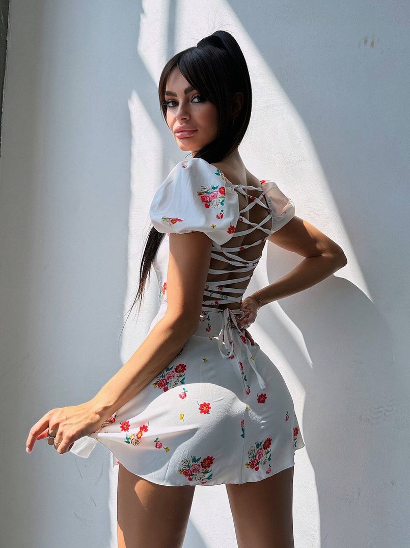 Сукня- міні у квітковий принт зі шнурівкою на спинці  | PUSHKA SHOP