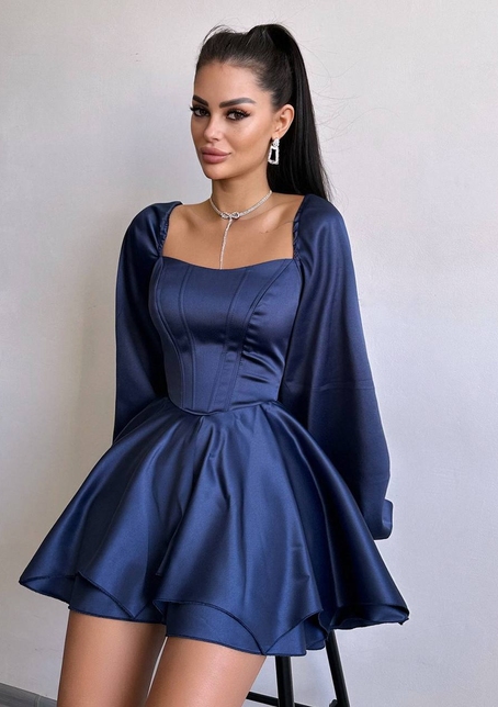 Атласна корсетна сукня з пишною подвійною спідницею та об‘ємними рукавами | PUSHKA SHOP