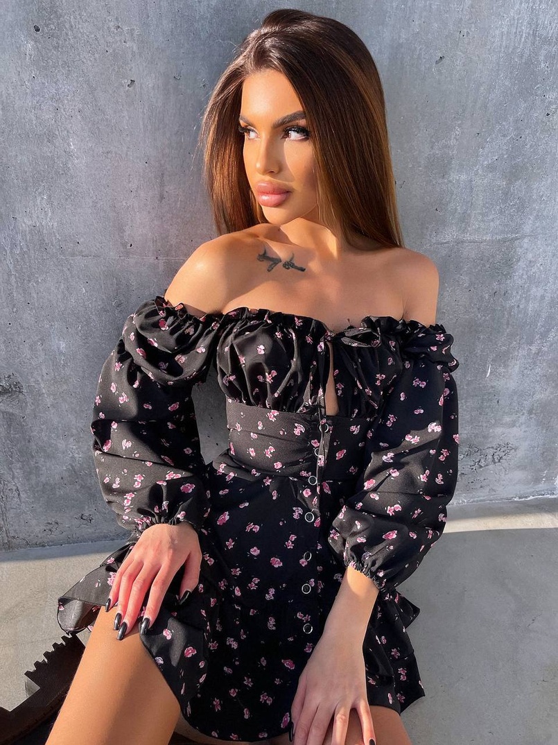 Сукня з воланами та шнурівкою  по спинці | PUSHKA SHOP