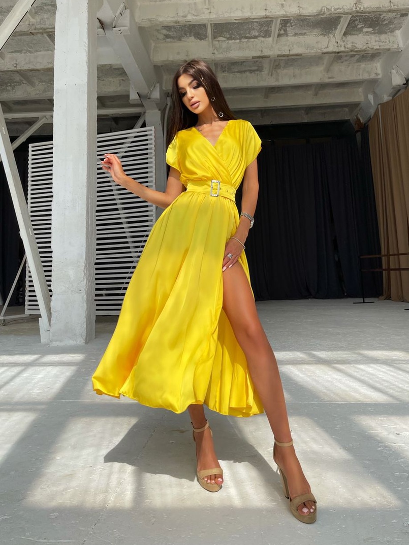 Шелковое платье-миди с широким поясом  Шелковое платье-миди с широким поясом  | PUSHKA SHOP