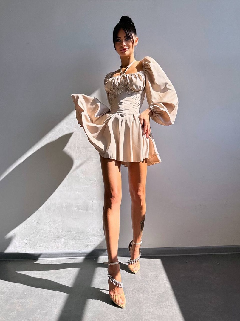 Сукня з корсетом, декорованим бахромою зі страз Ручна робота Сукня з корсетом, декорованим бахромою зі страз Ручна робота | PUSHKA SHOP